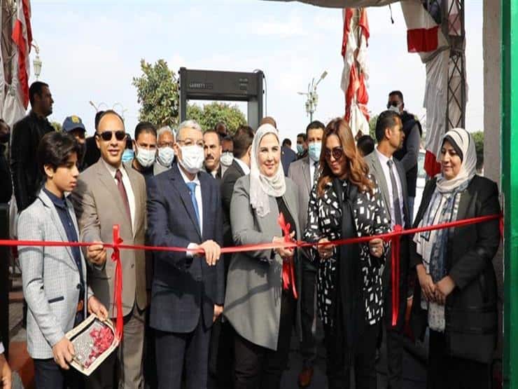 وزيرة التضامن الاجتماعي تشهد افتتاح معرض "ديارنا للحرف اليدوية"