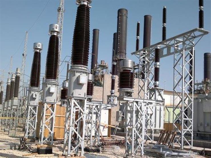 الرئيس السيسي يؤكد ضرورة إنشاء البنية التحتية الكهربية للمشاريع الوطنية