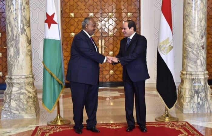 الرئيس المصري يعقد مؤتمرا صحفيا مع نظيره الجيبوتي