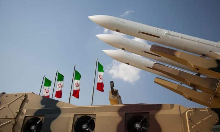 وزير الخارجية الأمريكية يطمئن حلفاء الولايات المتحدة بشأن حيازة إيران سلاح نووي