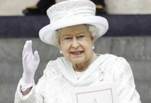 أثبتت التقارير إصابة الملكة البريطانية "إليزابيث" بكوفيد-19