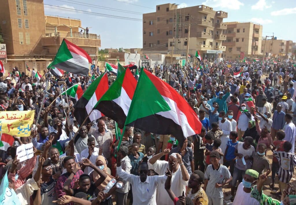 السودان تفرج عن 115 محتجا ضد الانقلاب بعد حجزهم للأسابيع