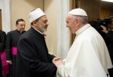بابا الفاتيكان يشيد بموقف فضيلة الإمام الأكبر الدكتور "أحمد الطيب"