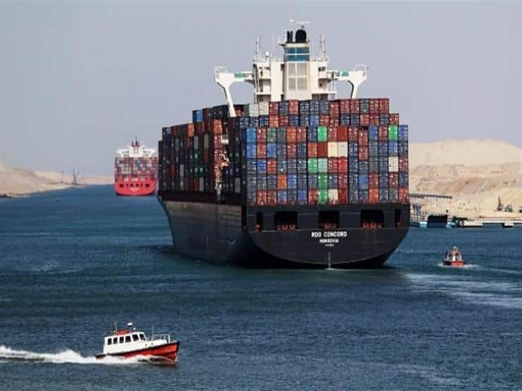 زيادة رسوم عبور السفن بقناة السويس بداية من الغد