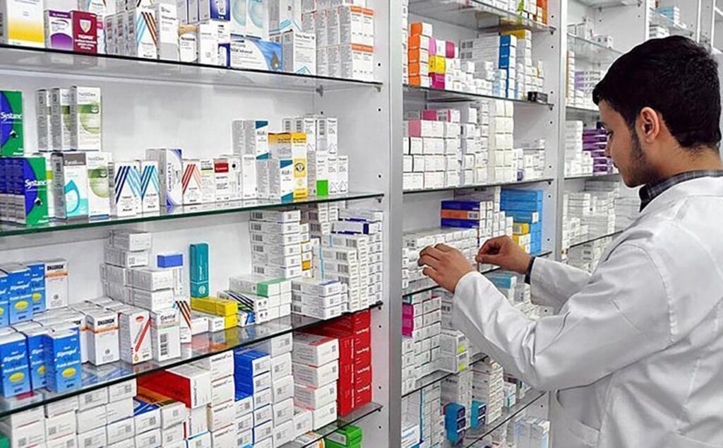 الجزائر تقوم بمنع بيع الأدوية عن طريق الإنترنت