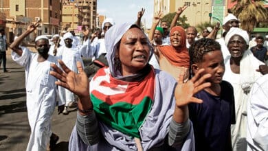 الإنقلاب العسكري في السودان يتسبب في تدفق المزيد من الأزمات داخل البلاد