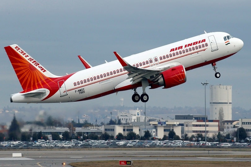 تخلى الرئيس التنفيذي لشركة الطيران الهندية "تاتا" قبل توليه المنصب