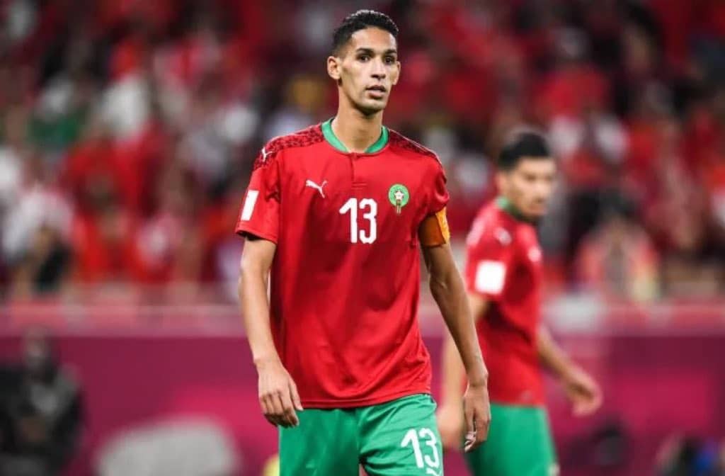 بدر بانون يقترب من التوقيع مع نادي قطري لينعش خزينة الرجاء المغربي