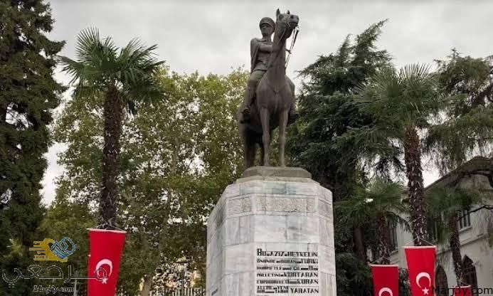 تمثال القائد أتاتورك