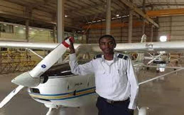 دراسة طيران مدنى فى السودان