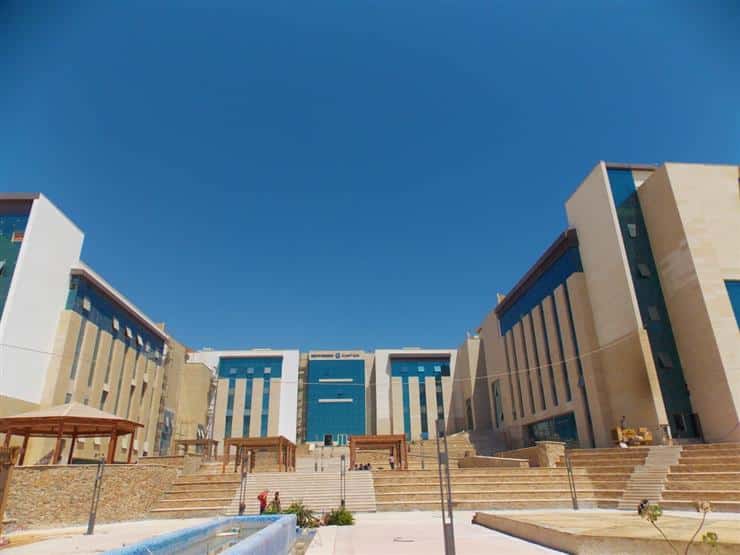 "مدبولي" نسعي إلى زيادة معدلات تنفيذ الجامعات الأهلية 