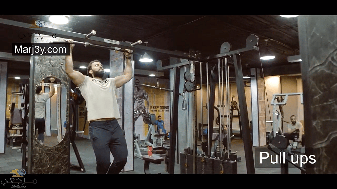 تمرين العقلة واسع Pull Ups